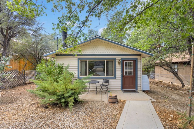 Photo of 412 San Bernardino Av