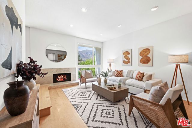 Property photo of 17085 Palisades CR