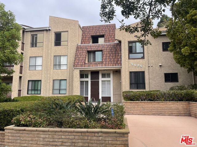 Property photo of 5625 Cambridge WY