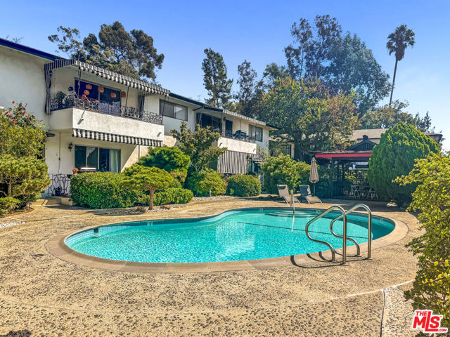 Property photo of 3320 Griffith Park BL