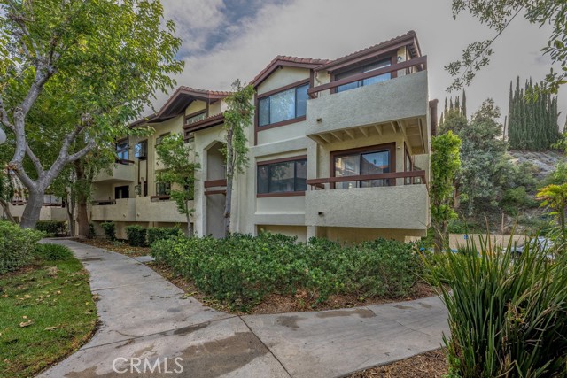 Property photo of 18033 Sundowner WY