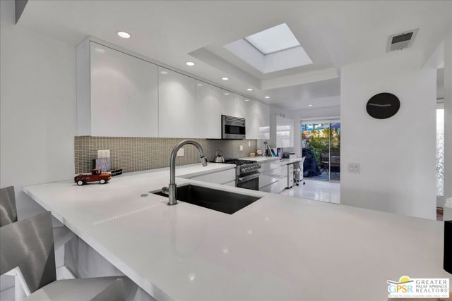 Property photo of 35951 E Paseo Circulo