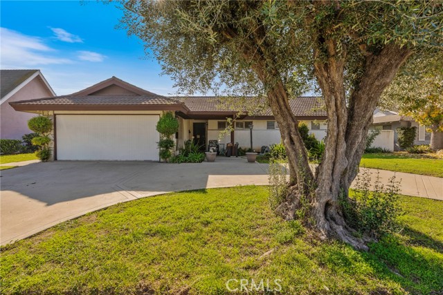 Property photo of 220 E Madison