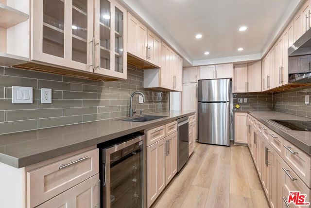 Property photo of 1710 Malcolm AV