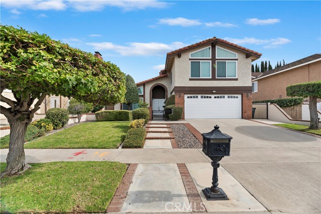 Property photo of 25075 Owens Lake