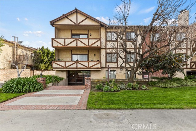 Property photo of 17500 Sherman Way