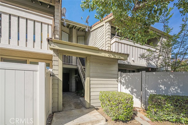 Property photo of 75 Country Mile RD