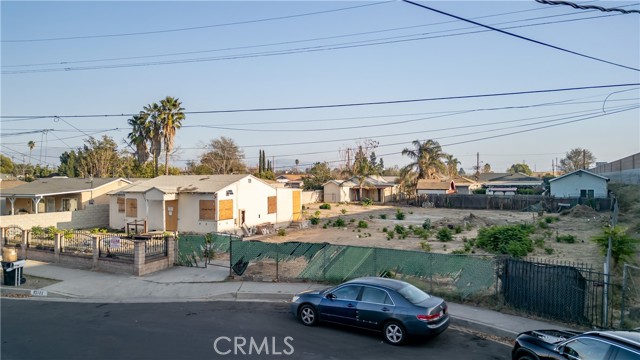 Property photo of 13722 Pierce ST