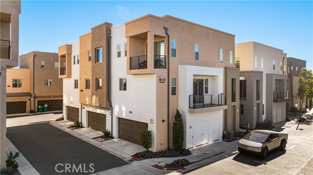 Photo of 171 Cadence