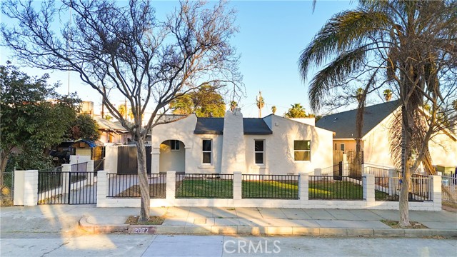 Photo of 2077 Belle St