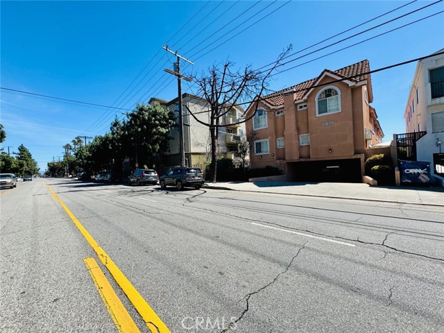 Property photo of 21820 SATICOY ST