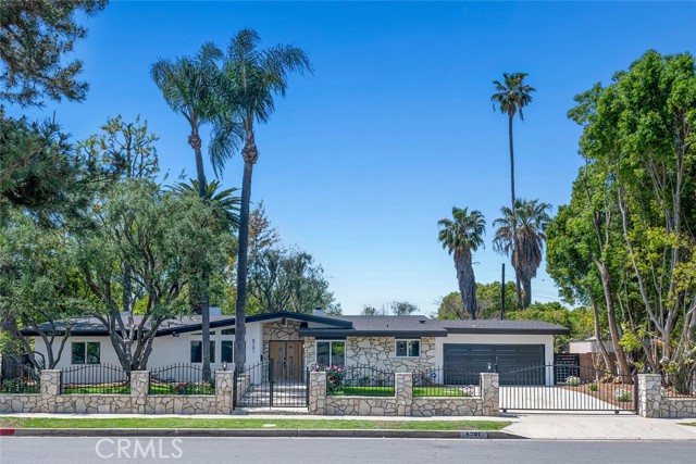 Property photo of 4701 Deseret DR