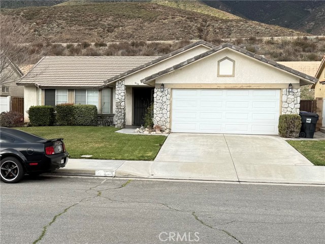 Property photo of 914 W 59th ST
