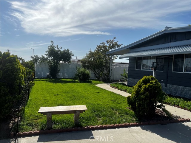 Property photo of 44578 Buntin WY