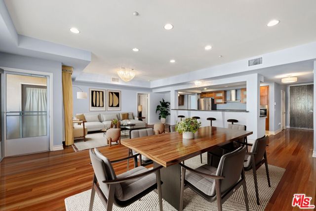 Property photo of 107 N Swall DR