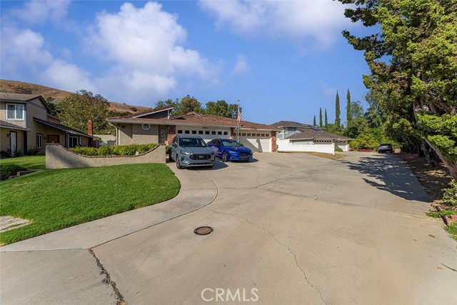 Property photo of 3862 Ravenswood DR