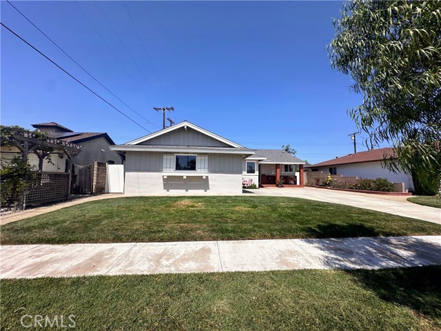 Property photo of 22709 Elm AV