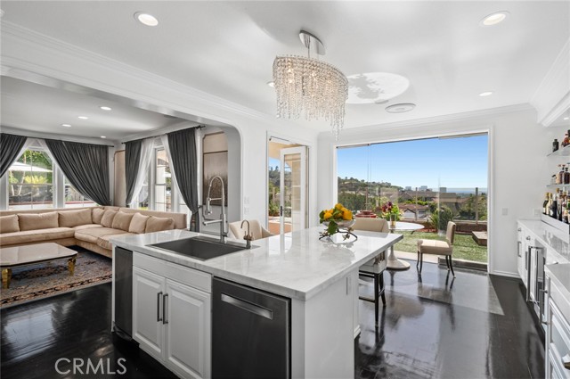 Property photo of 17 Lemans