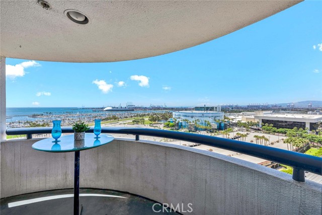 Property photo of 525 E Seaside WY