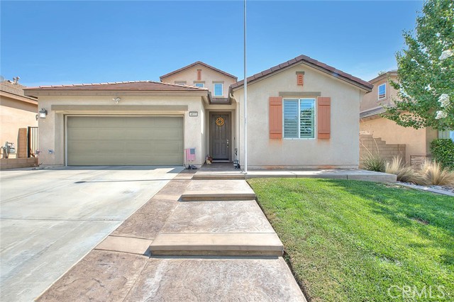Property photo of 4033 Blackberry DR