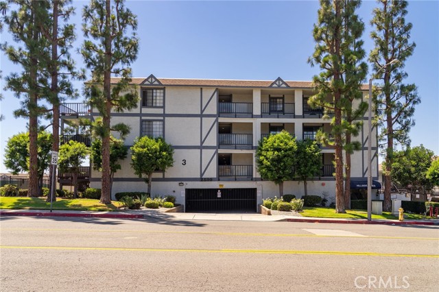 Property photo of 2599 Walnut AV
