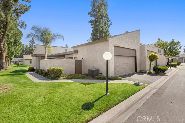 Property photo of 3010 E Via Siena