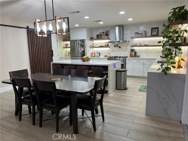 Property photo of 116 Yosemite AV