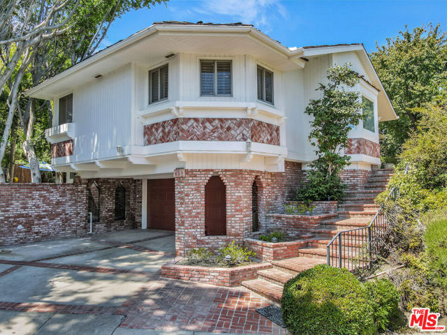 Property photo of 5025 Delita PL