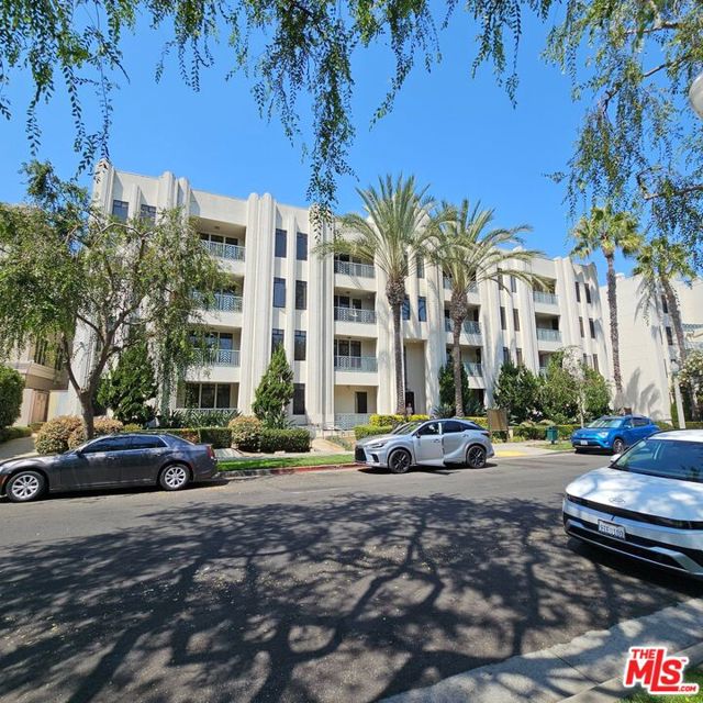 Photo of 5625 Crescent Pw