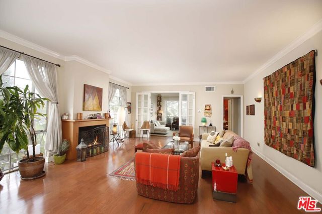 Property photo of 100 S Wetherly DR