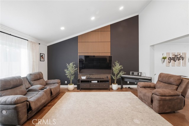 Property photo of 982 Sarah Way