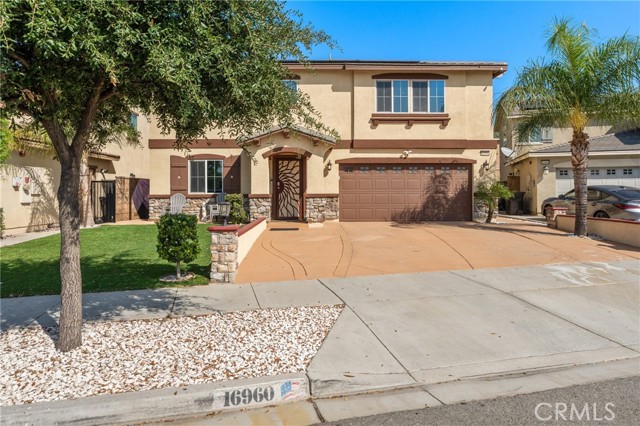 Property photo of 16960 Beachwood