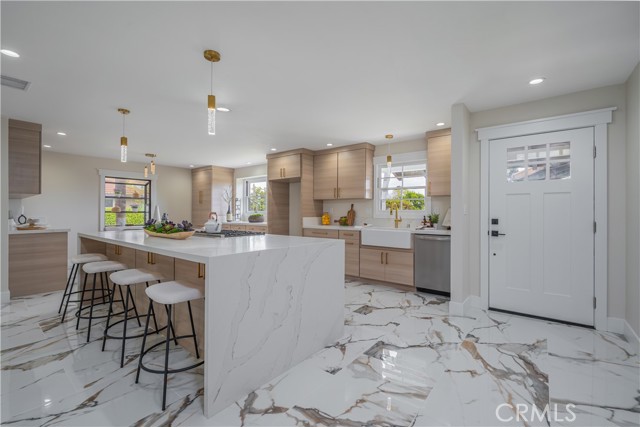 Property photo of 2445 Ocean View DR