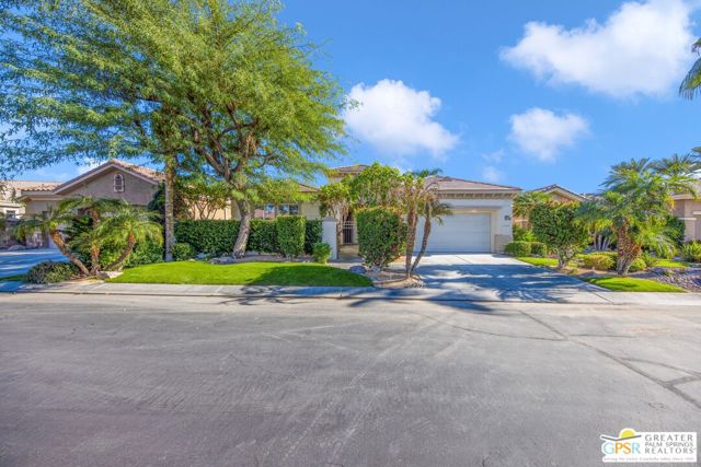 Property photo of 43502 Torphin Hill PL