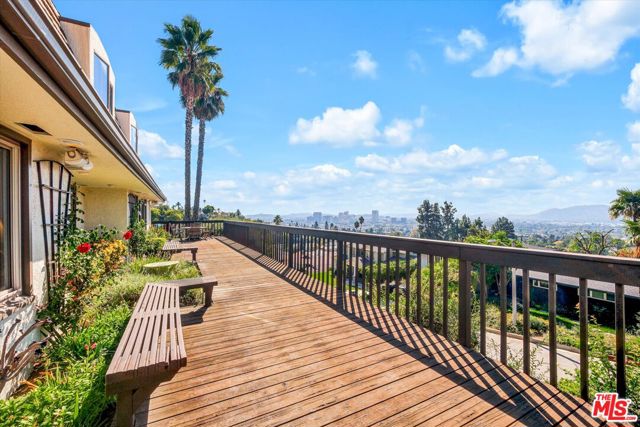 Property photo of 441 Audraine DR