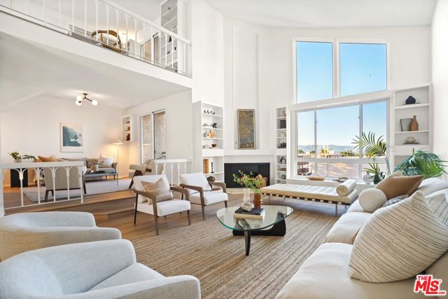 Photo of 5333 Zelzah Av