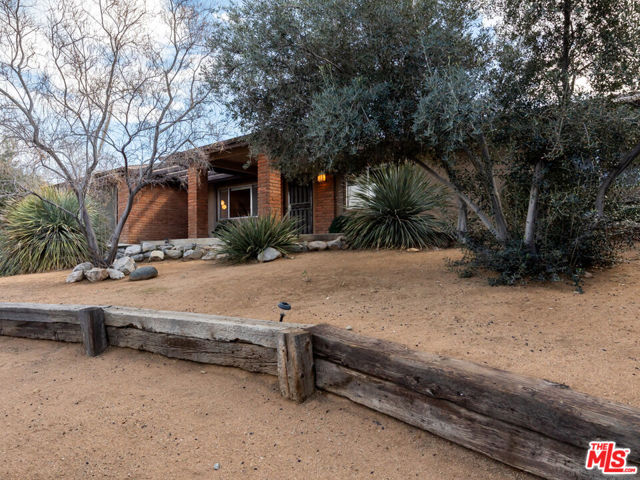 Property photo of 56357 Tamarisk PL