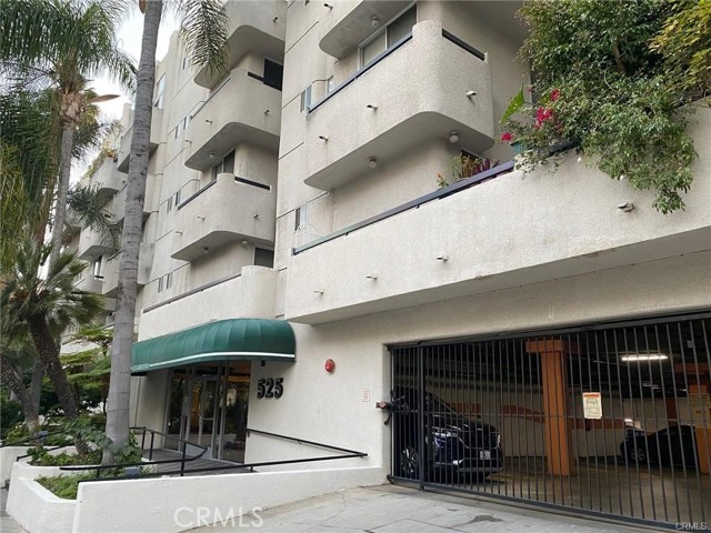 Property photo of 525 S Berendo ST