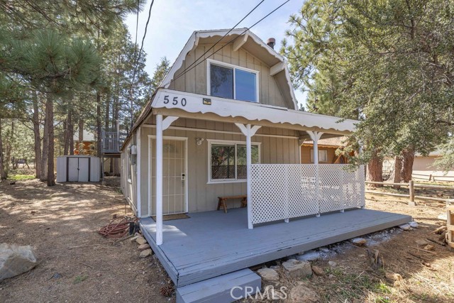 Property photo of 550 Pine LN