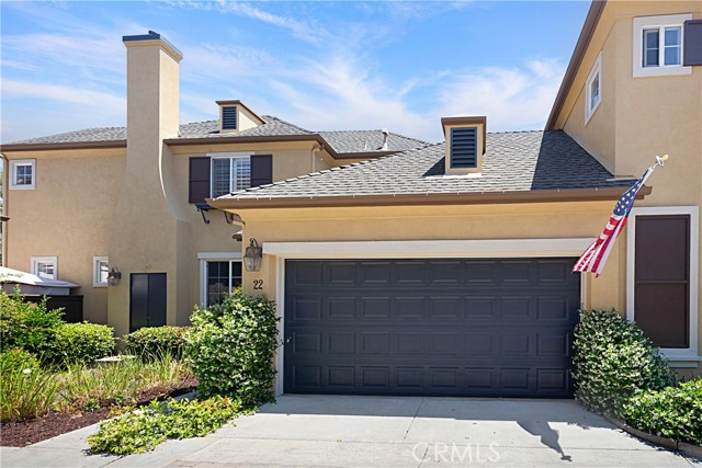 Property photo of 22 Amesbury CT