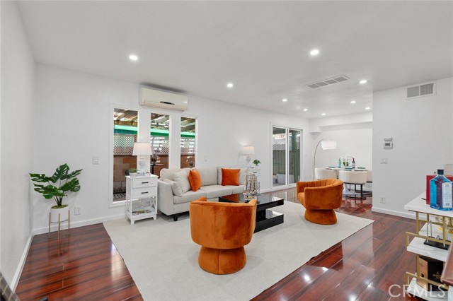 Property photo of 4906 W 5th ST