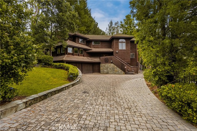 Property photo of 32022 Via Pavo Real