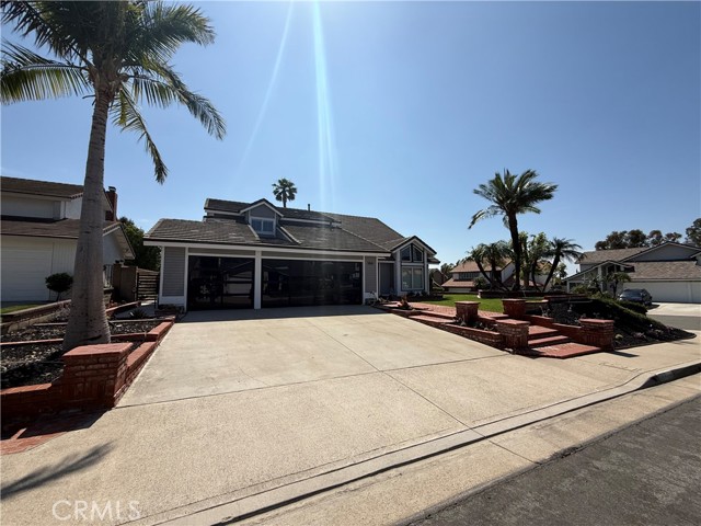 Property photo of 1041 S Falling Leaf CR