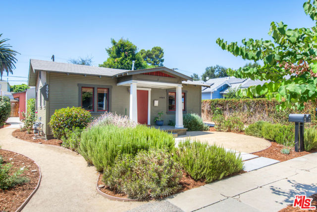 Property photo of 4989 Vincent AV