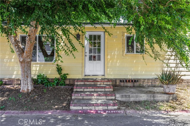 Photo of 700 E Washington St