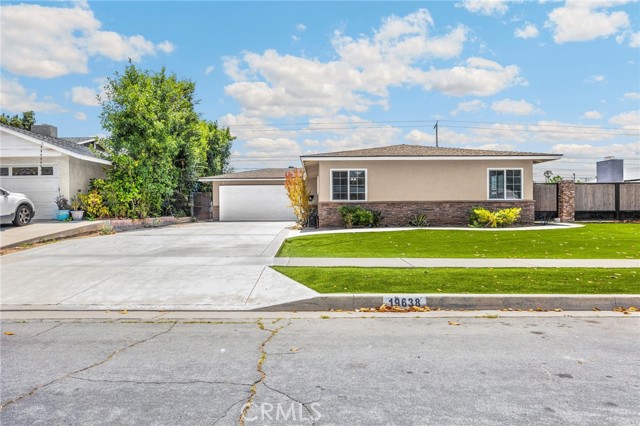 Property photo of 19638 E Groverdale ST