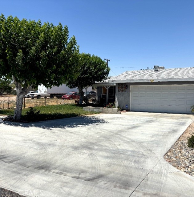 Property photo of 16472 Vine ST