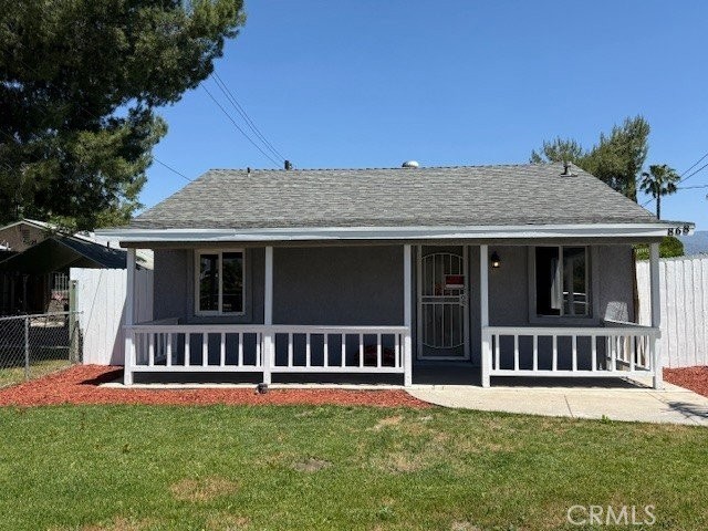 Property photo of 868 E Rialto AV