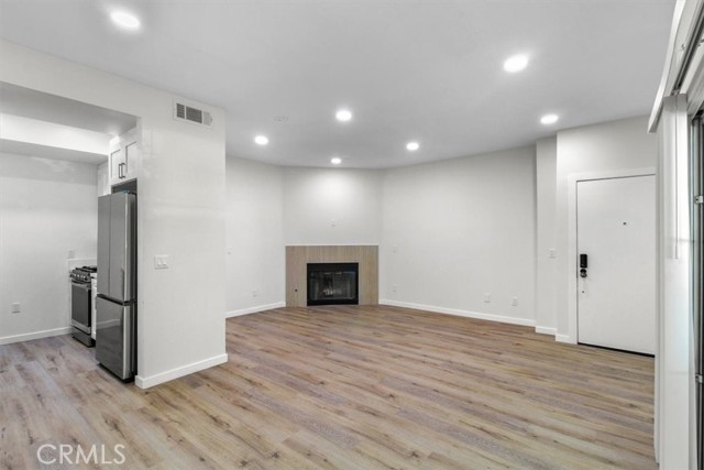 Property photo of 7320 Balboa BL