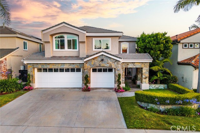 Property photo of 14 Glastonbury PL